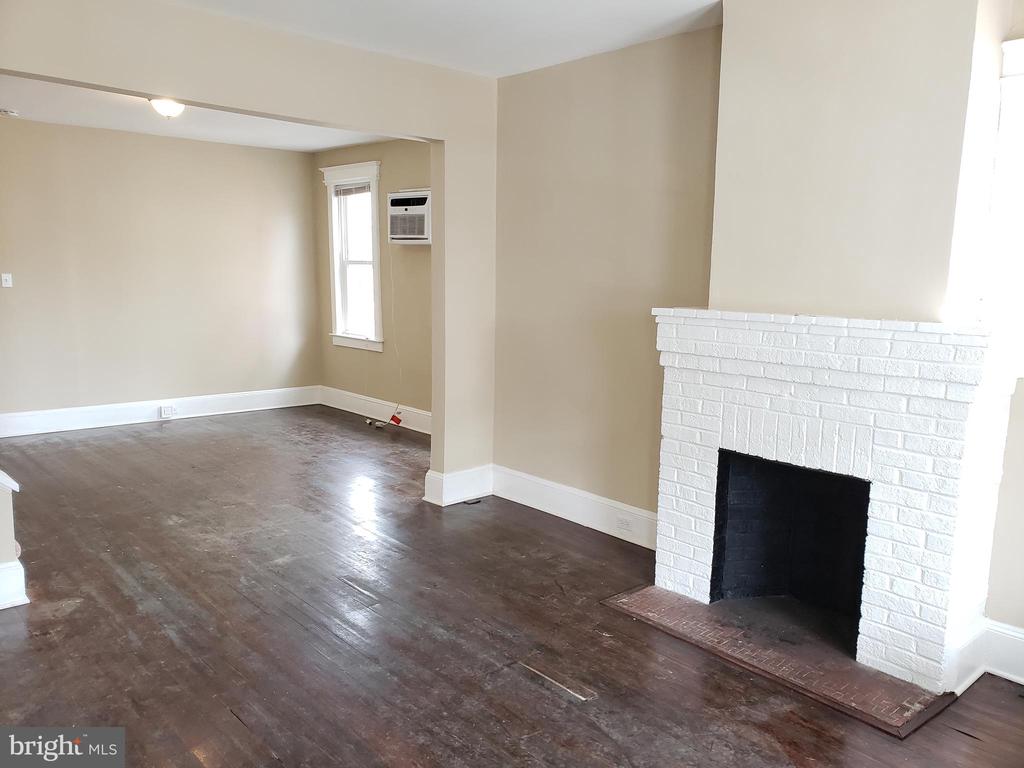 411 BERWYN