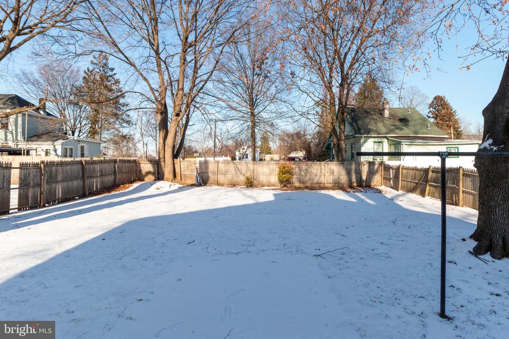 322 BERG AVENUE