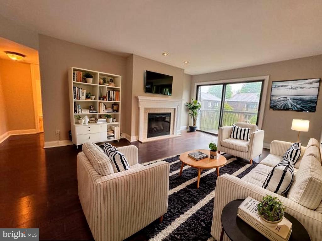 423 LAWRENCEVILLE ROAD 102