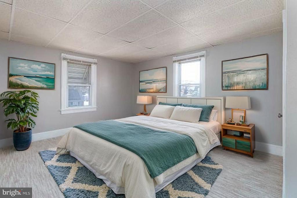 2557 WHITEHORSE MERCERVILLE