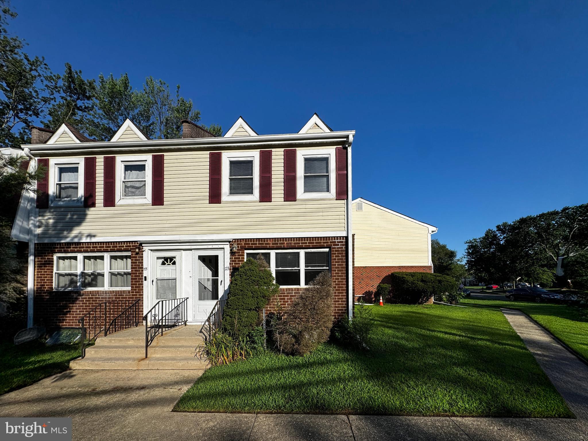 173 PRIMROSE LANE