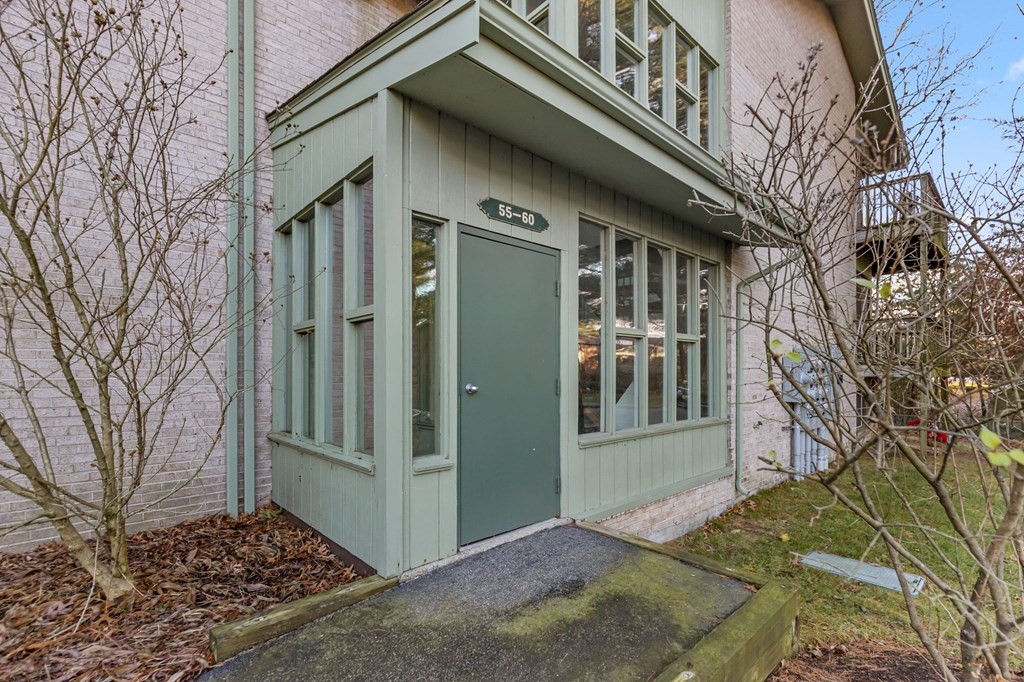 976 Plain Street (55 Parish Pathe) # 55
