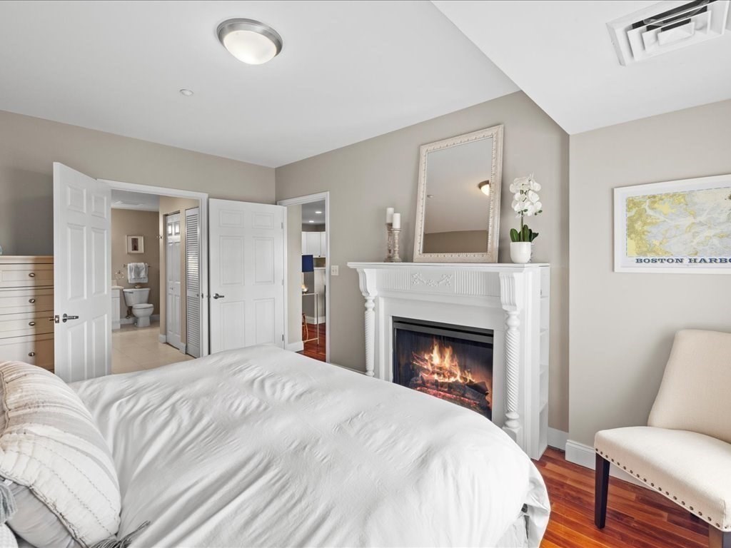 10 Seaport # 2616