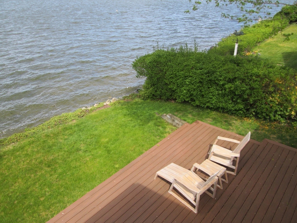 10 Shore Drive (Oceanfront)