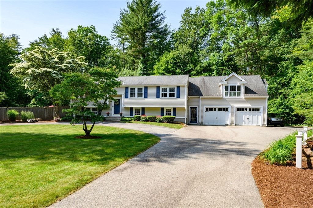 190 Colonial Dr