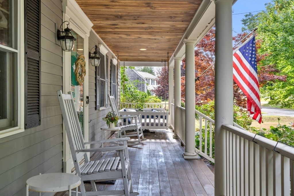 11 Sycamore Rd