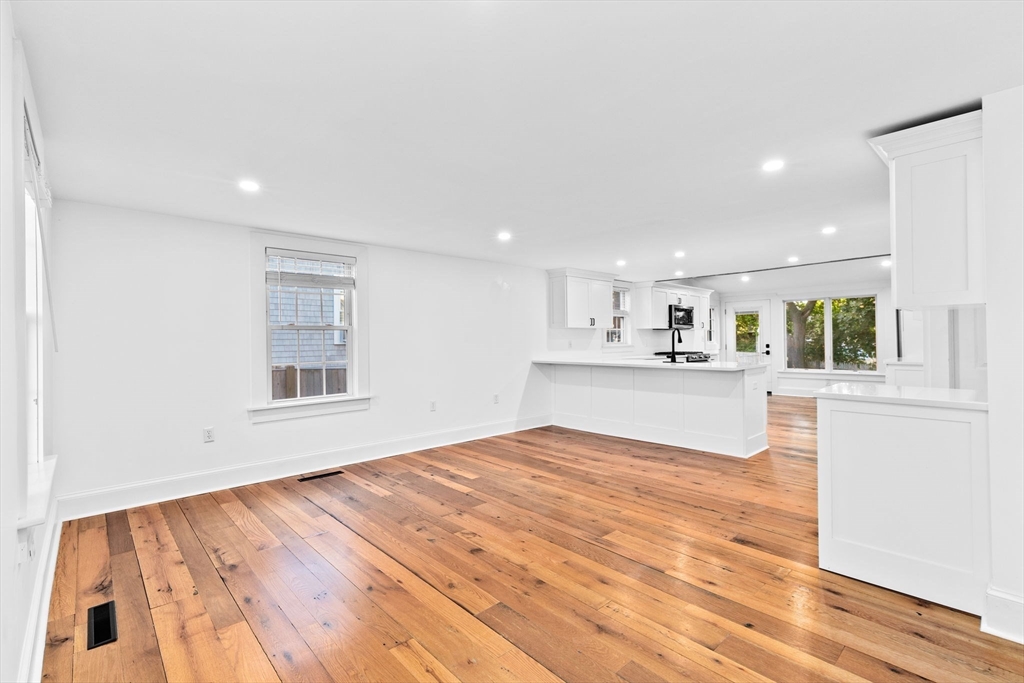 85 Scituate Ave