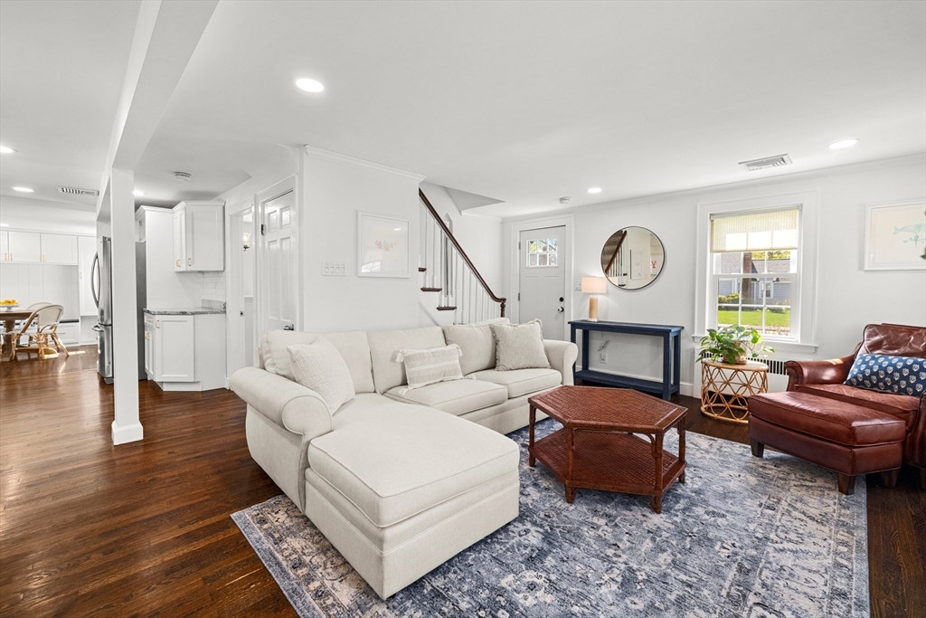 95 Homestead Ave