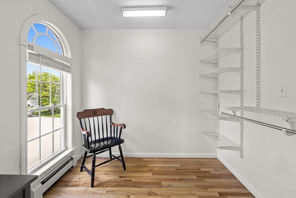 1137 Ferry Street