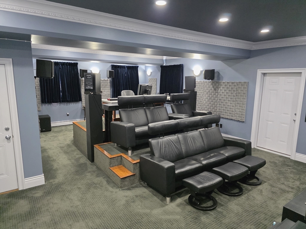 44 Stone Meadow Lane