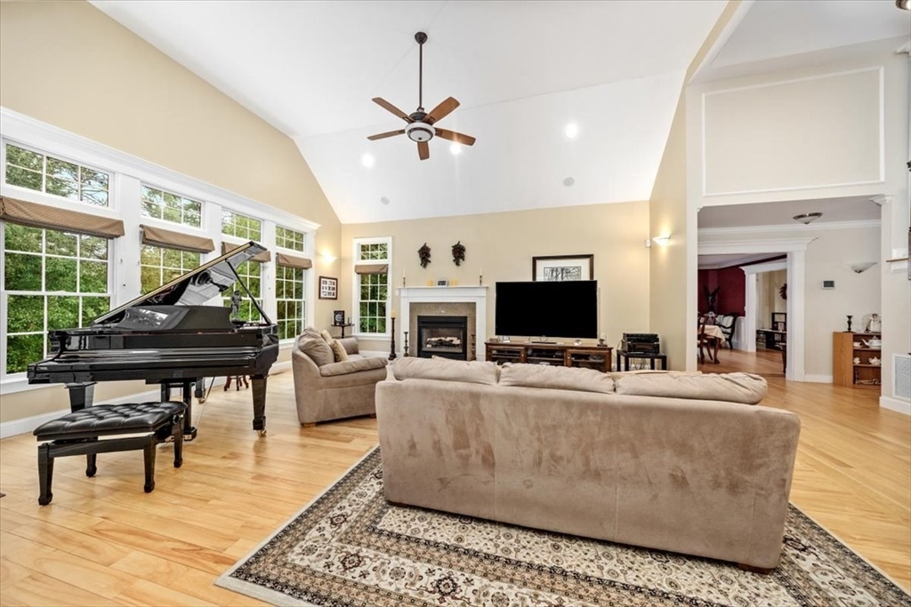 44 Stone Meadow Lane