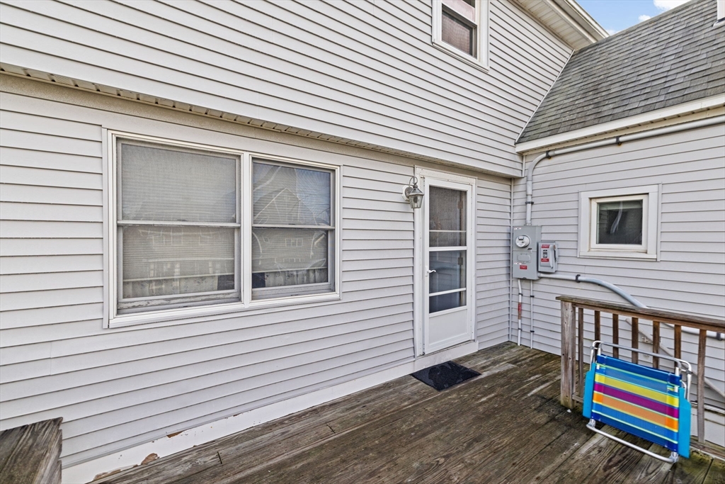 151 Glades Rd