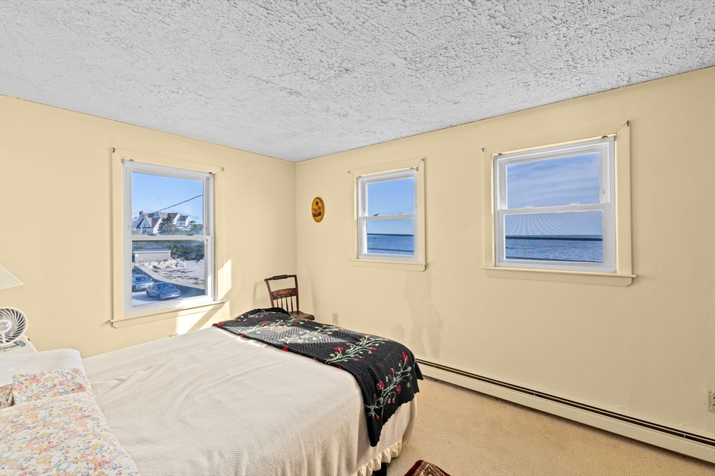 151 Glades Rd