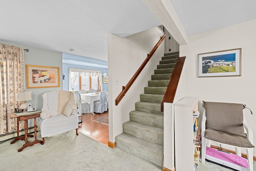 151 Glades Rd