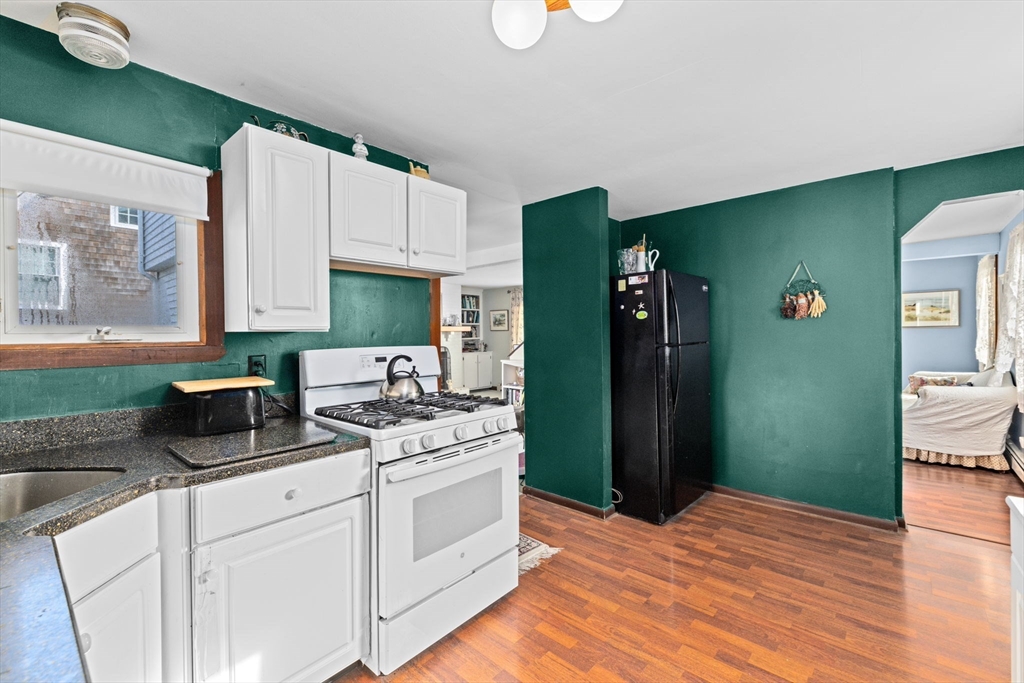 151 Glades Rd