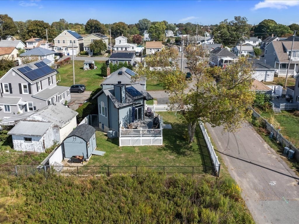 37 Pawsey St