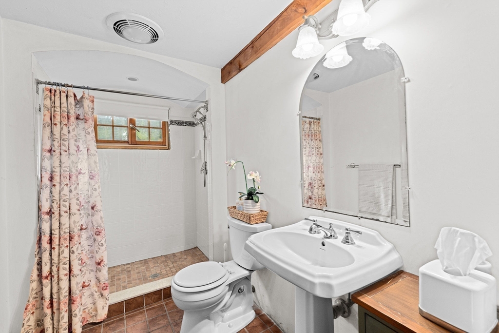 18 Atwood St