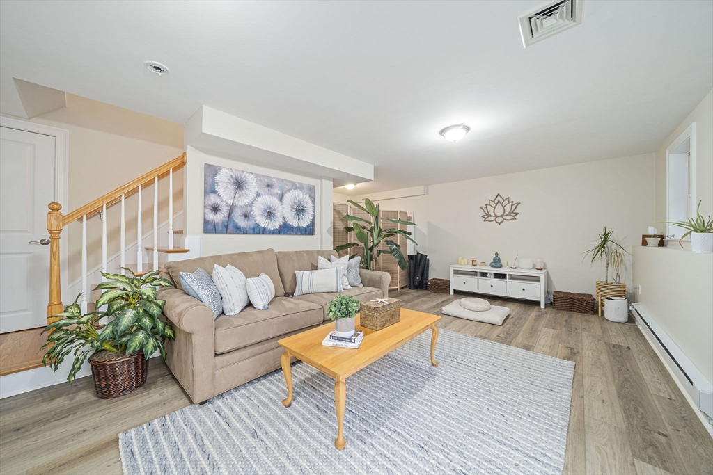 119 Pleasant Street