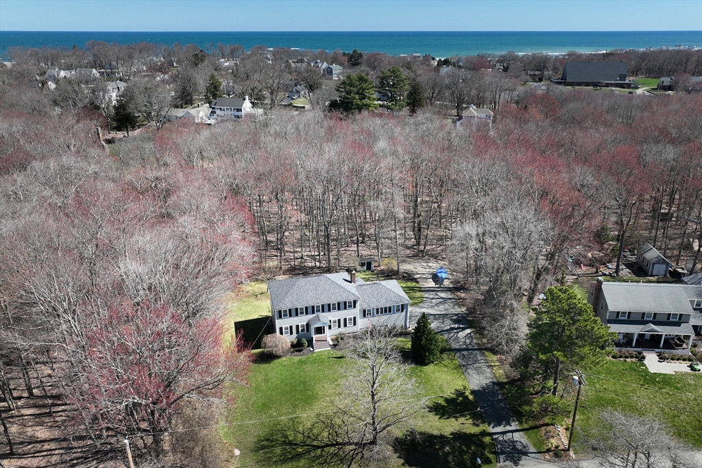 18 Longmeadow Rd