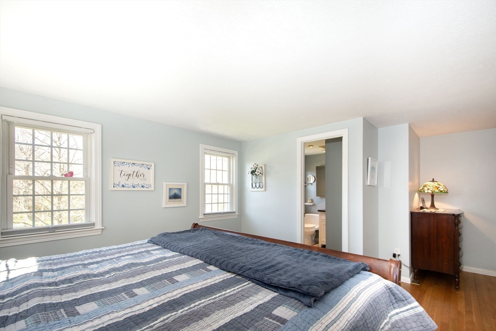 18 Longmeadow Rd