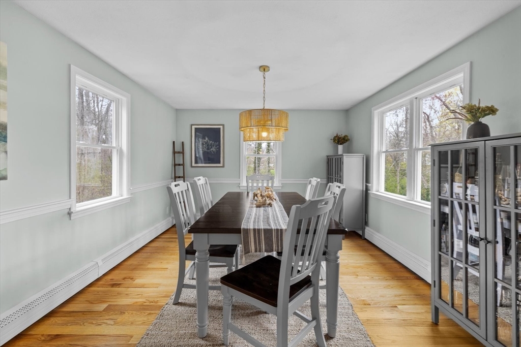 184 Booth Hill Rd