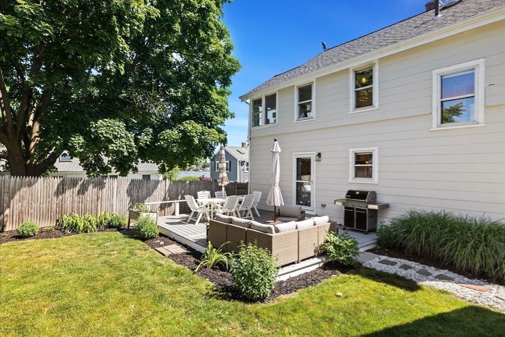 57 Clemantis Ave