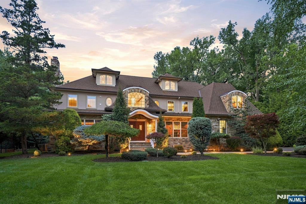 1 Aspen Court