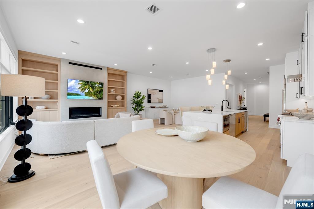 20 Feldman Court