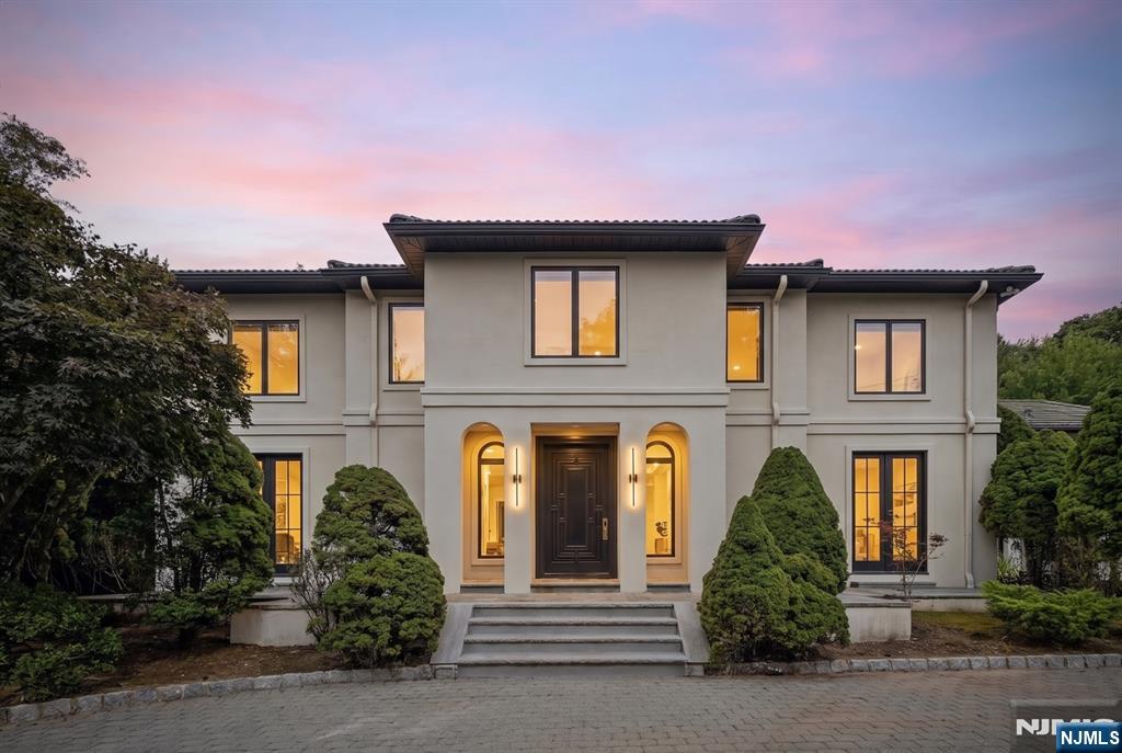 471 Homans Avenue