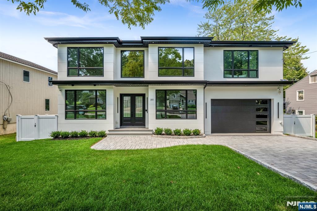 391 Burnet Place