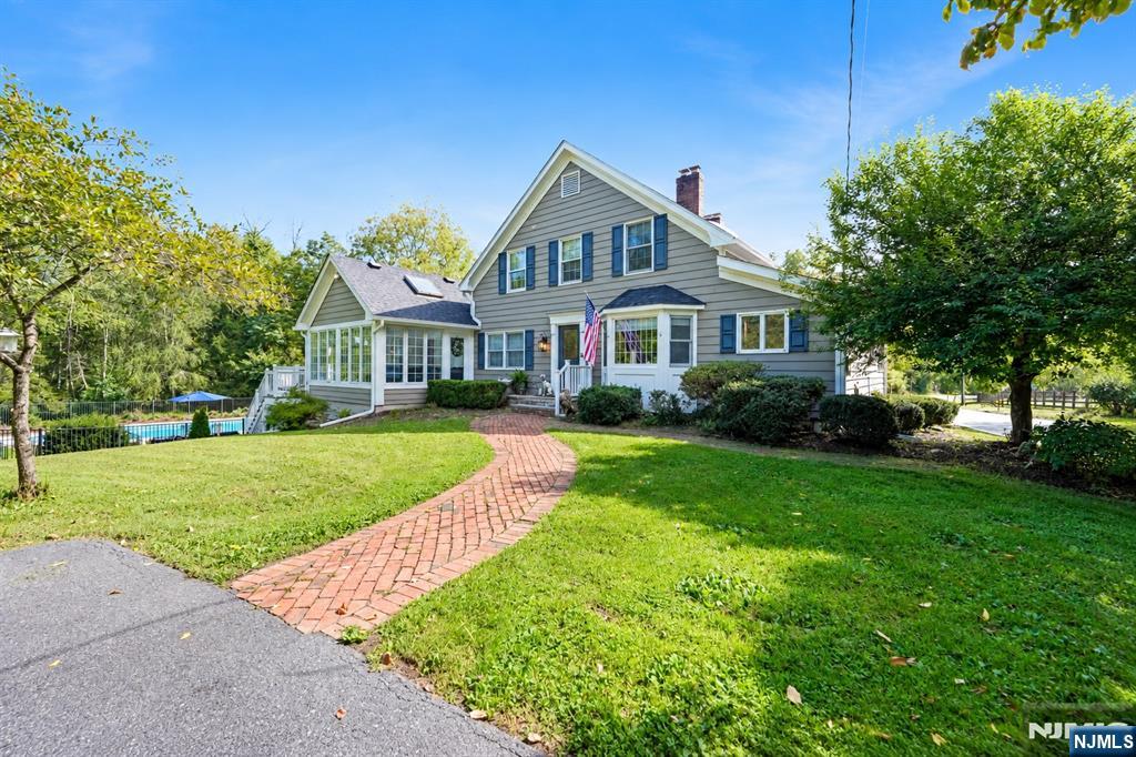451 Delaware Road