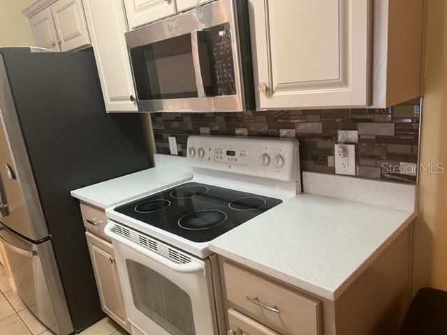 946 WILLIE MAYS PKWY