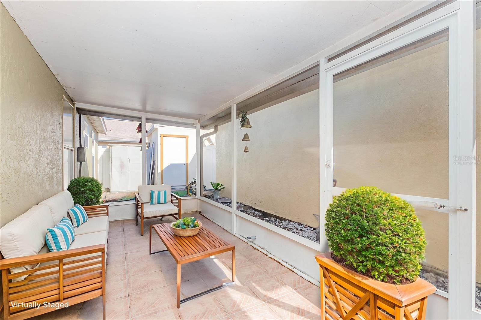 435 HORIZON DR