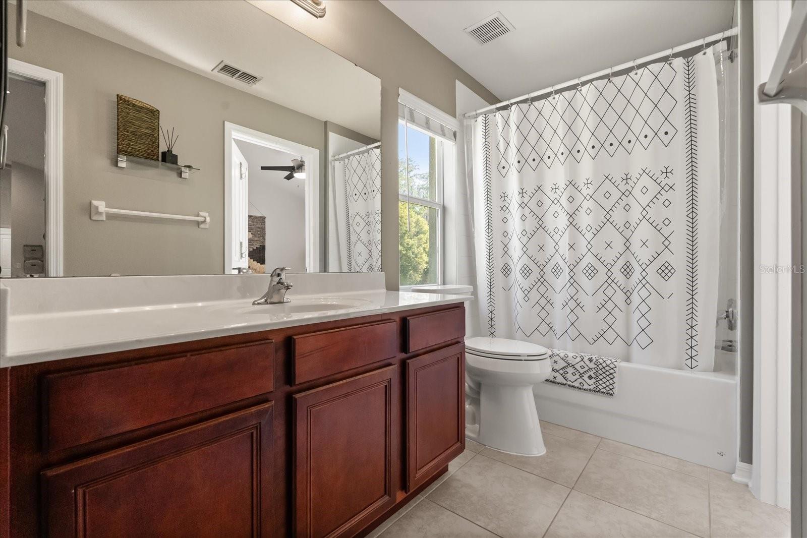 3641 BRISTOL COVE LN