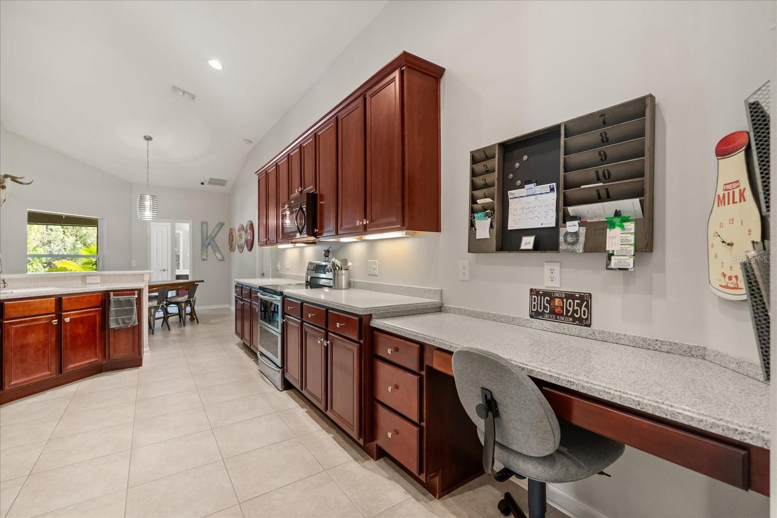 3641 BRISTOL COVE LN