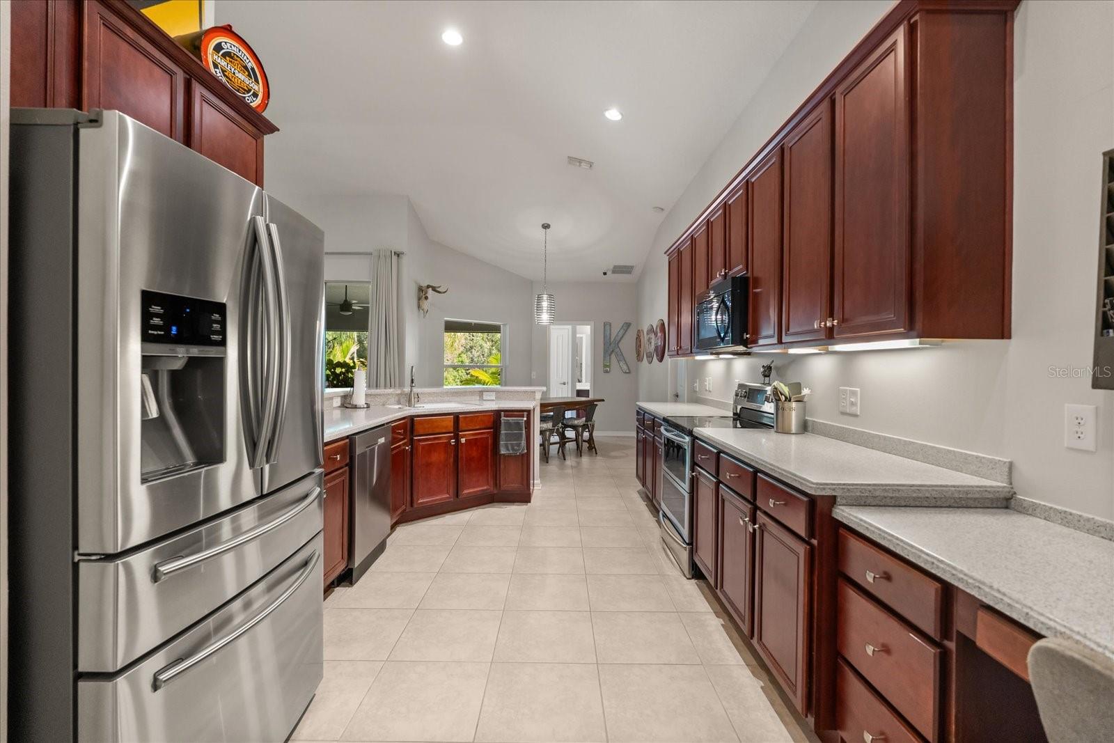 3641 BRISTOL COVE LN