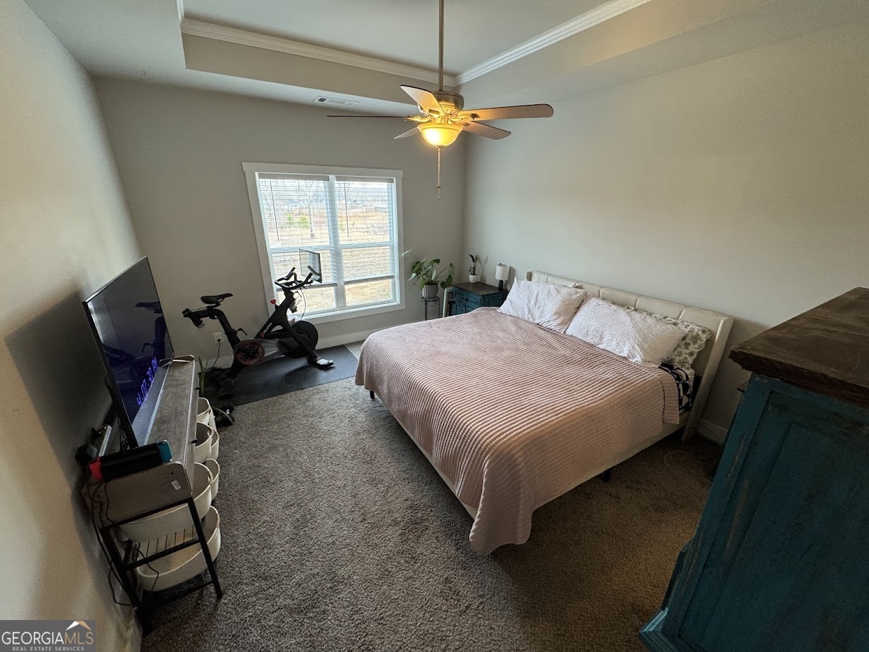 518 N Point Circle