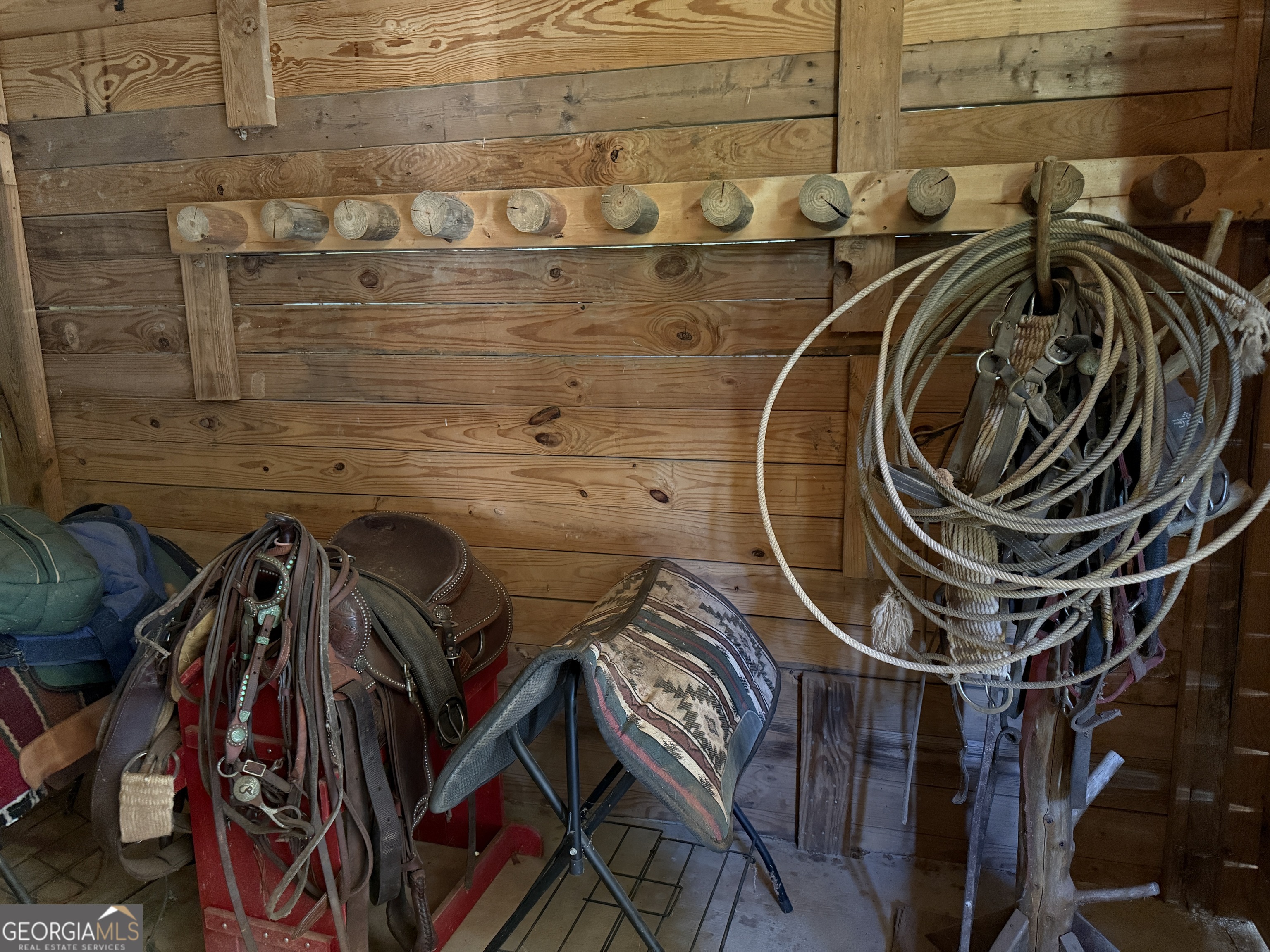 2638 Arnold Bottoms Road, Colber4t