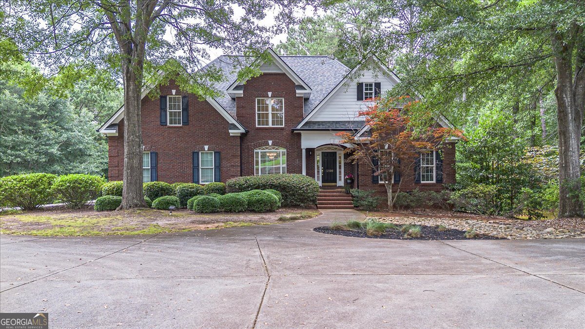 1200 Mallard Lake Drive