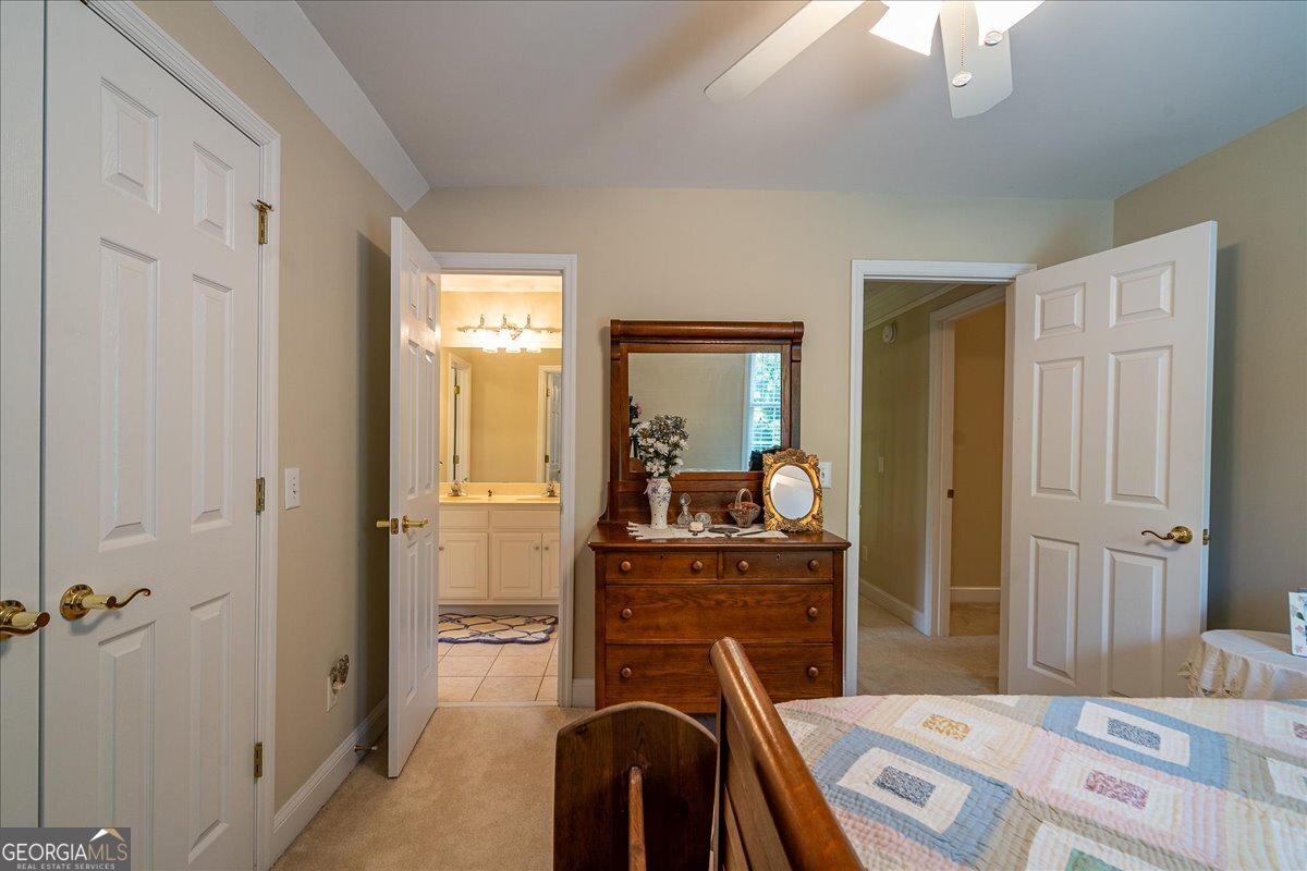 1200 Mallard Lake Drive