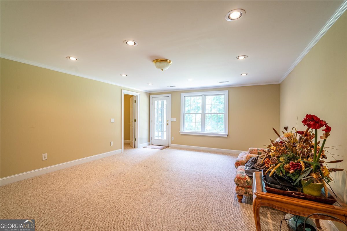 1200 Mallard Lake Drive