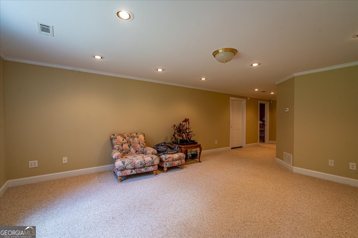 1200 Mallard Lake Drive