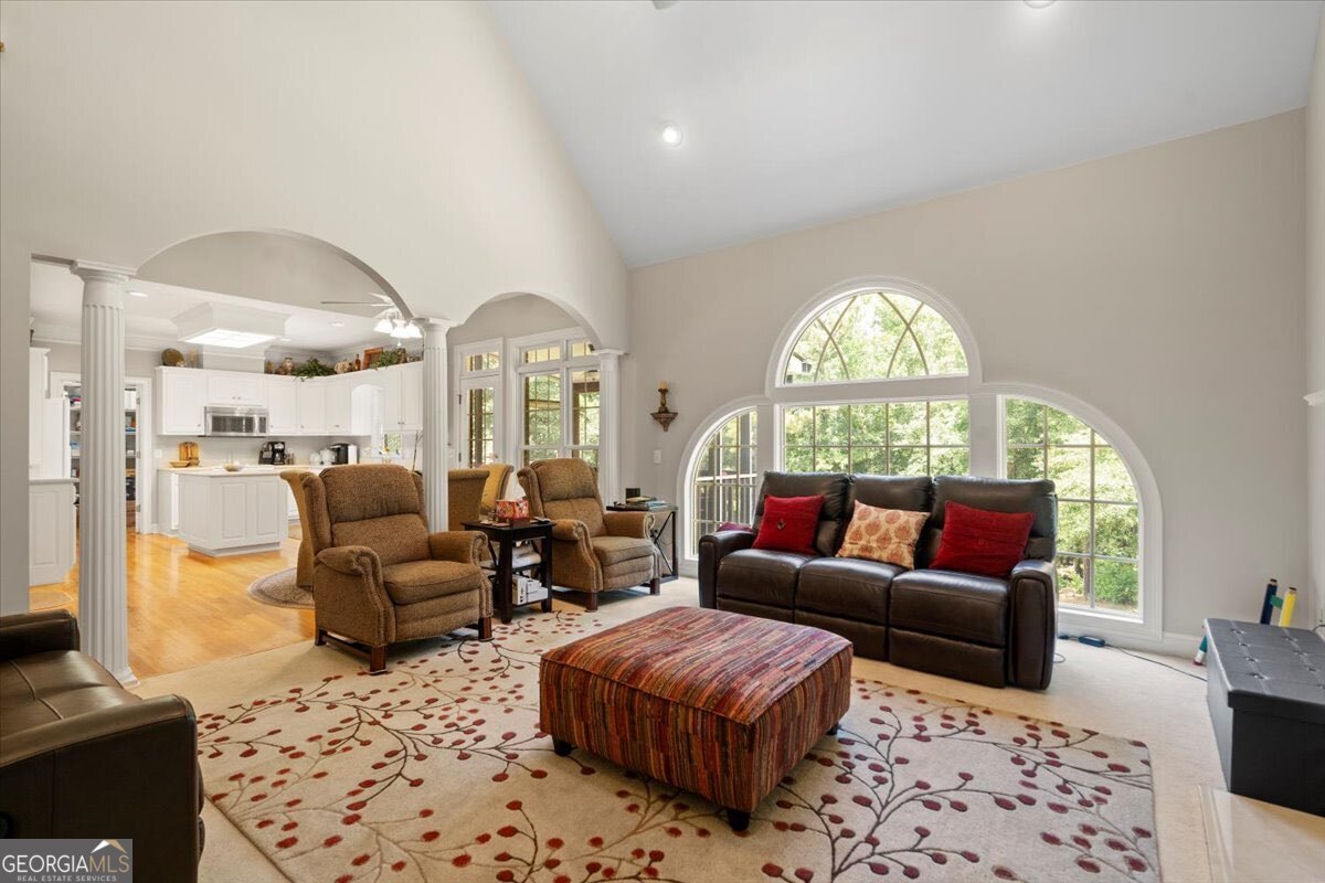 1200 Mallard Lake Drive