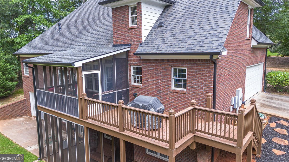 1200 Mallard Lake Drive
