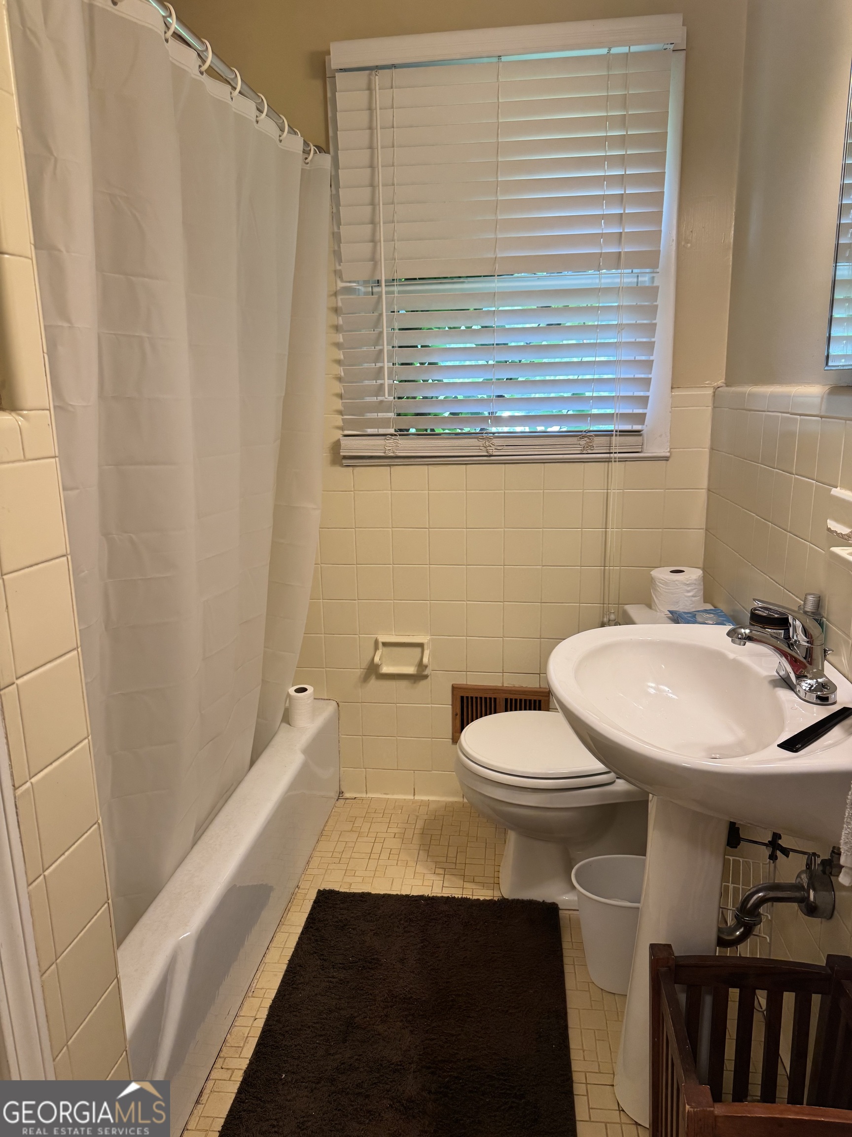 1029 College Station Road