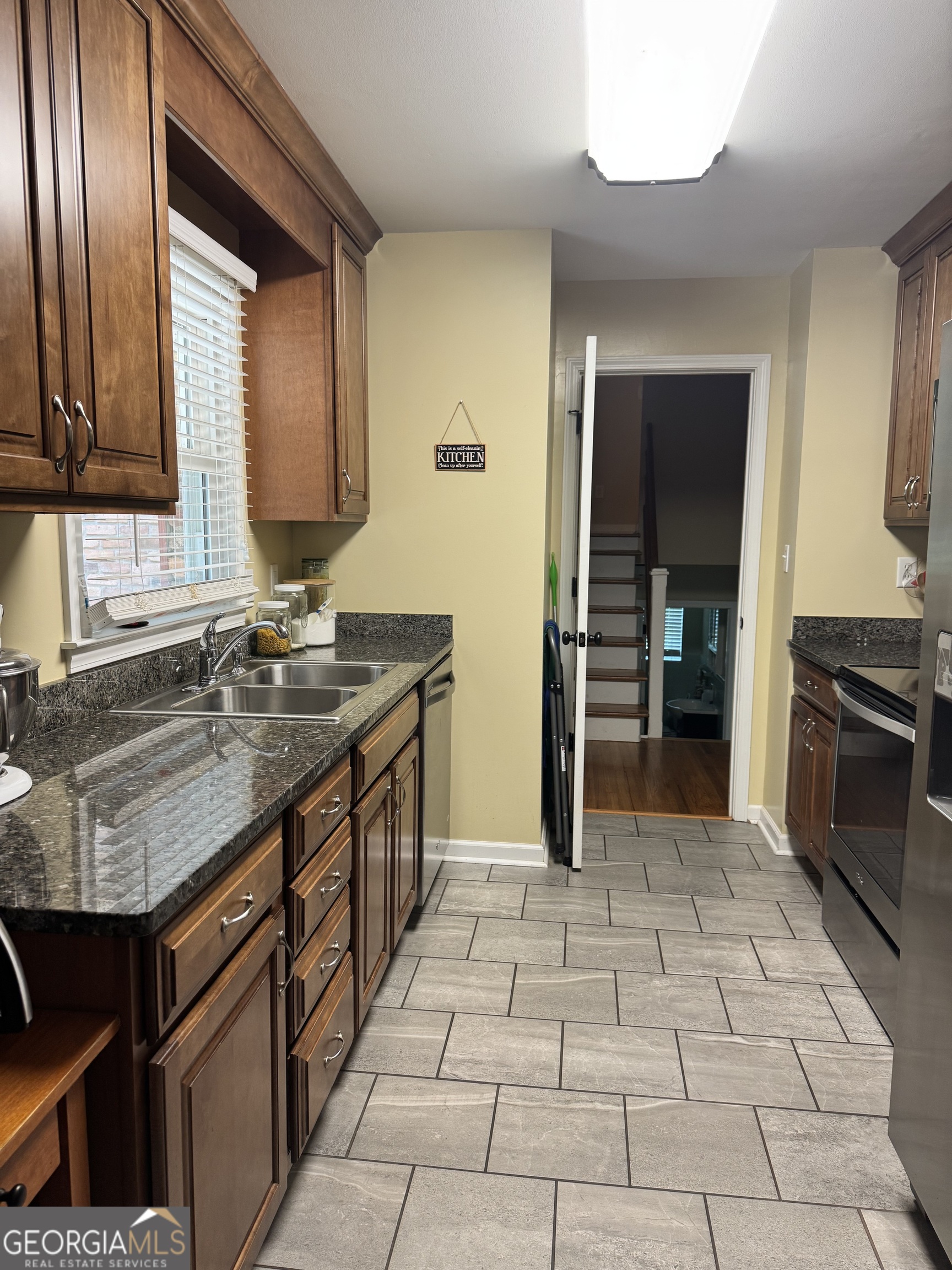 1029 College Station Road