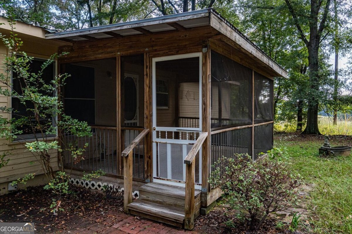 111 Madison Oaks Drive