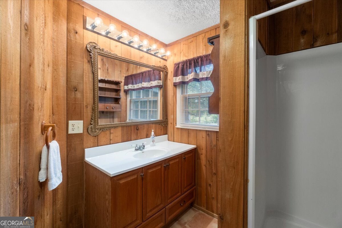 111 Madison Oaks Drive