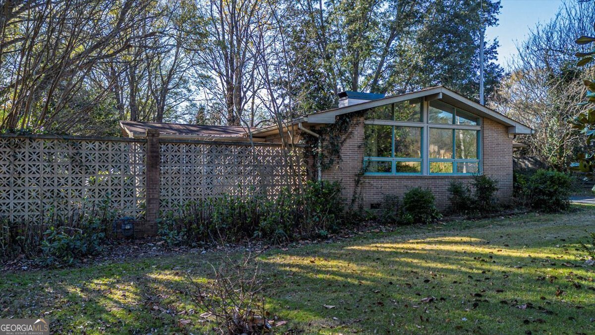 789 Glenn Carrie Road