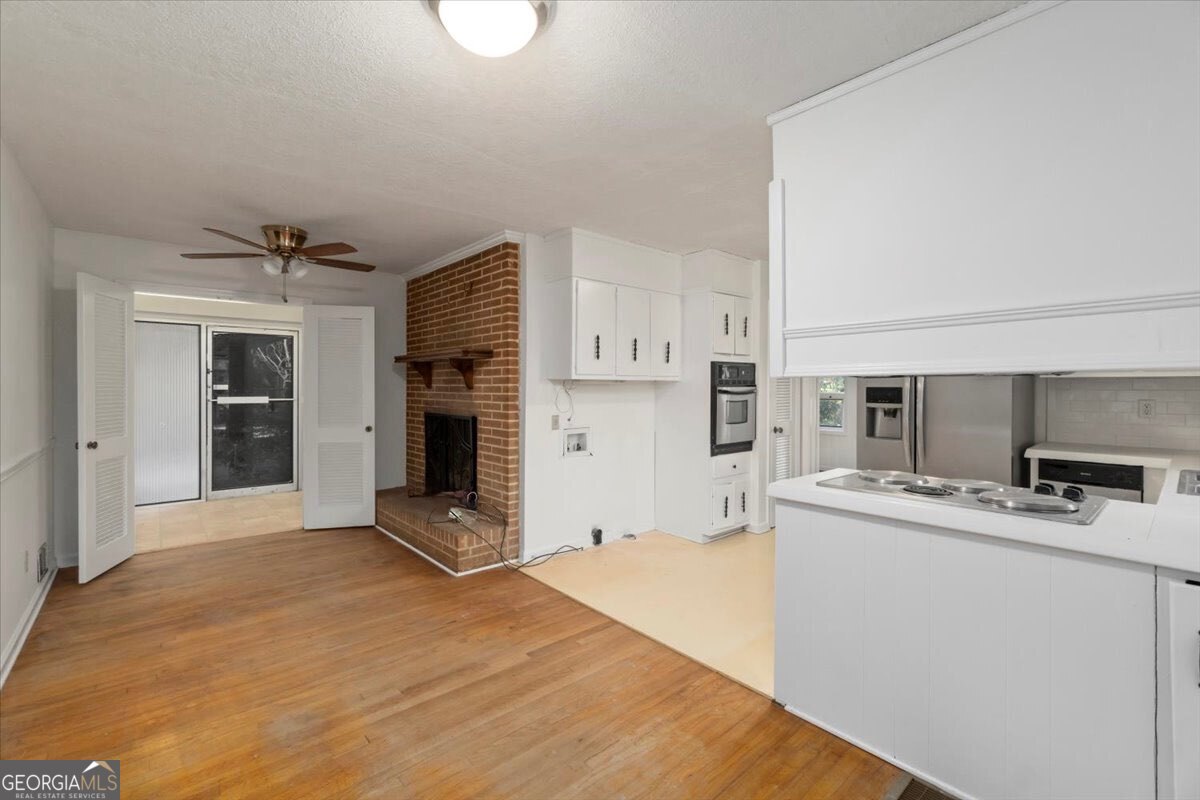 789 Glenn Carrie Road